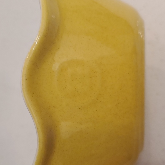 Emile Henry 5 inch Pie Baking Plate Yellow France Set of 2 - Picture 7 of 7